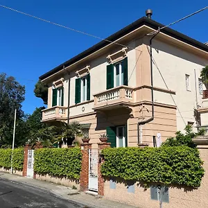 Apartment Monolocale Pura Vida, Viareggio