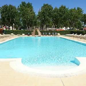  Kemp Village